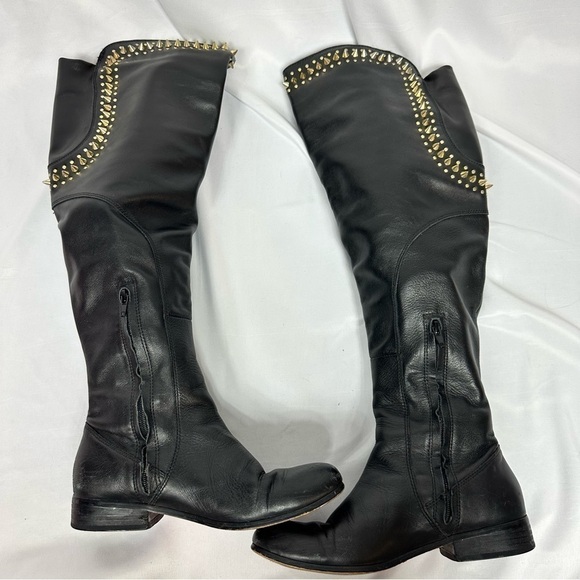 Host Pick  💫 Betsey Johnson Knee High Black Leather Boots in Size 8.5 - Picture 5 of 10